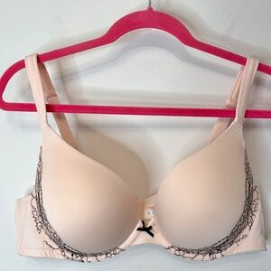 Cacique Light Pink Smooth Boost Plunge Women's Size 42B Push Up Underwire